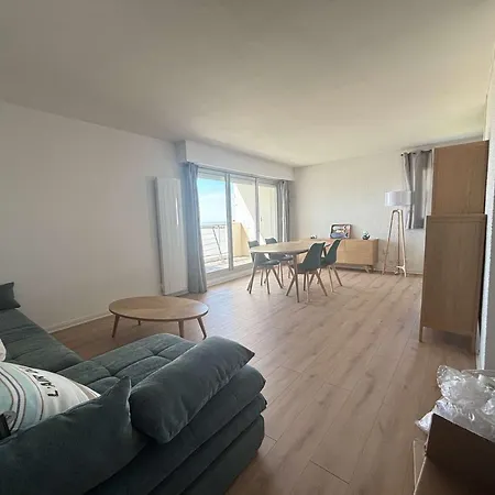 Moderne A Avec Vue Sur L'ocean - Fr-1-494-217 * Royan